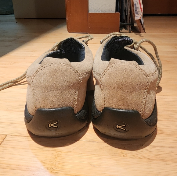 NWOT KEEN XT 0705 Suede Hiking Shoe Womens Size 6.5 Lace Up Outdoor Walking - Picture 2 of 7